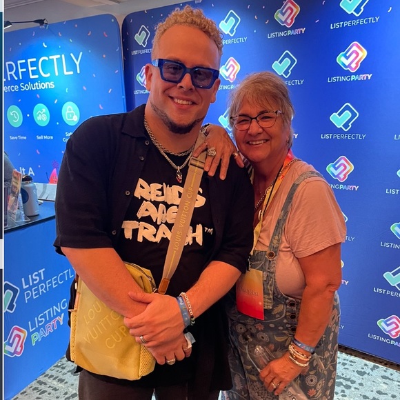 TINAMORENO LIKE THIS LISTING TO BE NOTIFIED WHEN I GO LIVE. - Picture 13 of 16